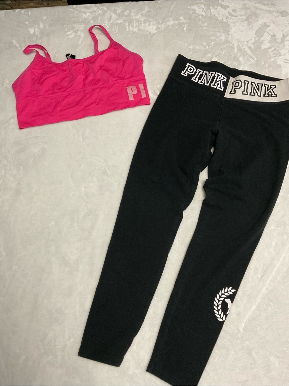 Y2K PINK Victoria's Secret Black Leggings with Hot Pink Sports Bra